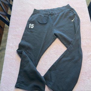 Nike Women's Volleyball Sweatpant. Dark Grey Size XL